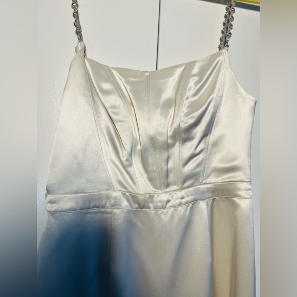Retrofête EVALINA Dress - Worn Once and Dry Cleaned - Picture 7 of 11